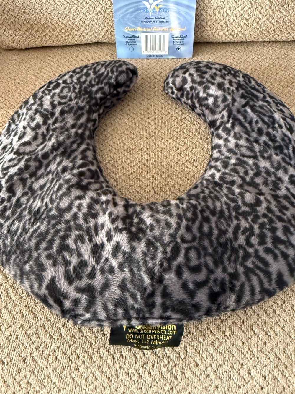 Heat up neck pillow NIB
